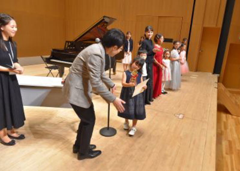 藤永 莉央（FL）・渡邉 咲季（PF）